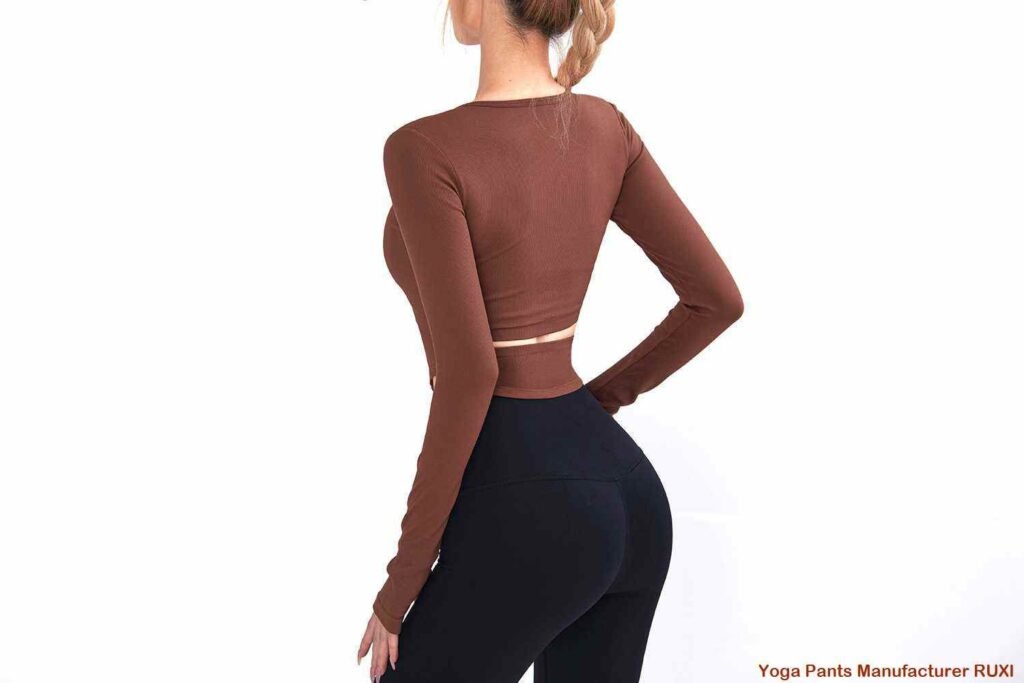 شورت يوغا صغير RUXI ts3561